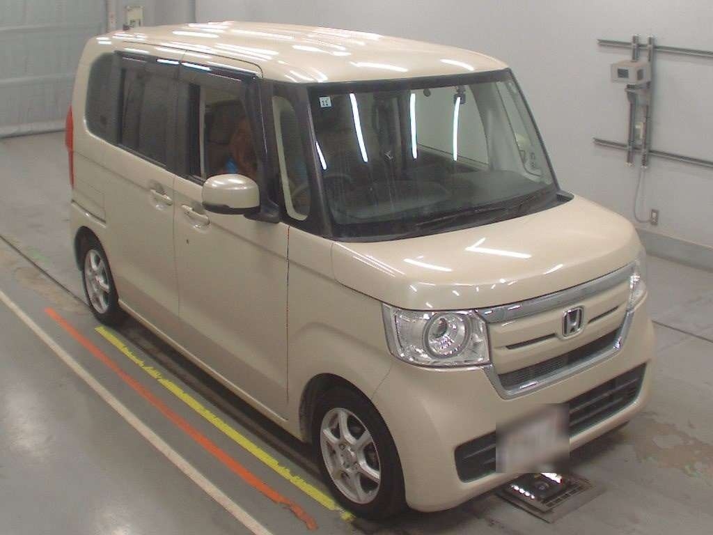 HONDA N-BOX