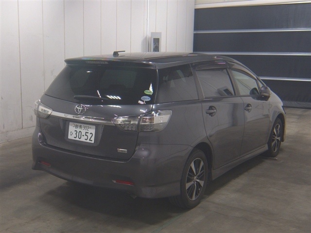 TOYOTA WISH