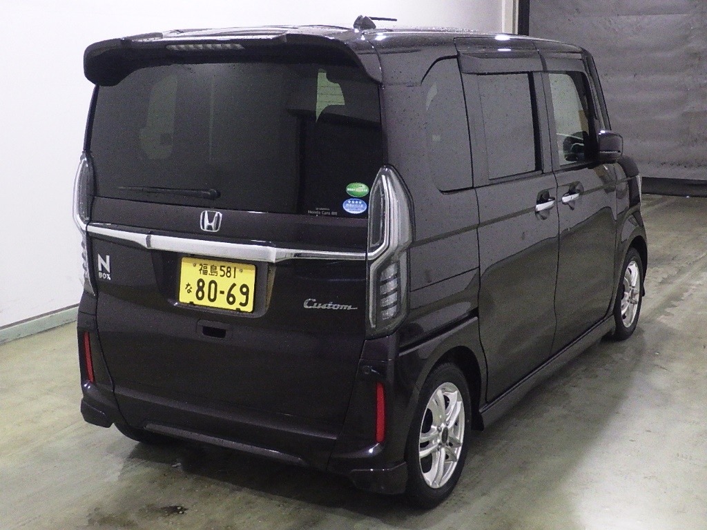 HONDA N-BOX