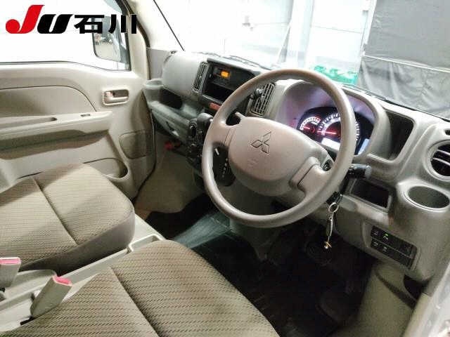 MITSUBISHI MINICAB