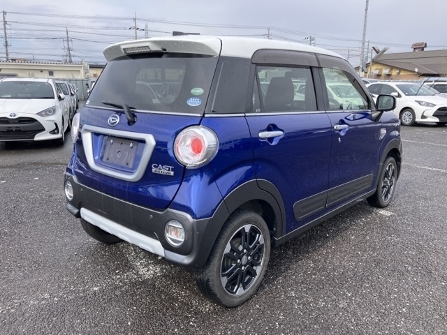 DAIHATSU CAST
