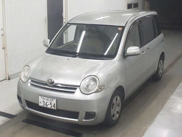 TOYOTA SIENTA