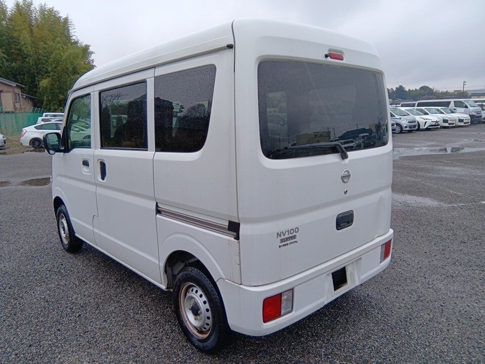 NISSAN NV100 CLIPPER