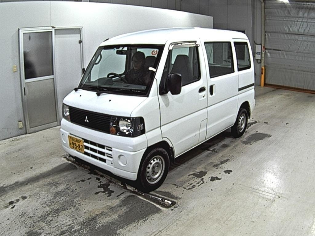 MITSUBISHI MINICAB