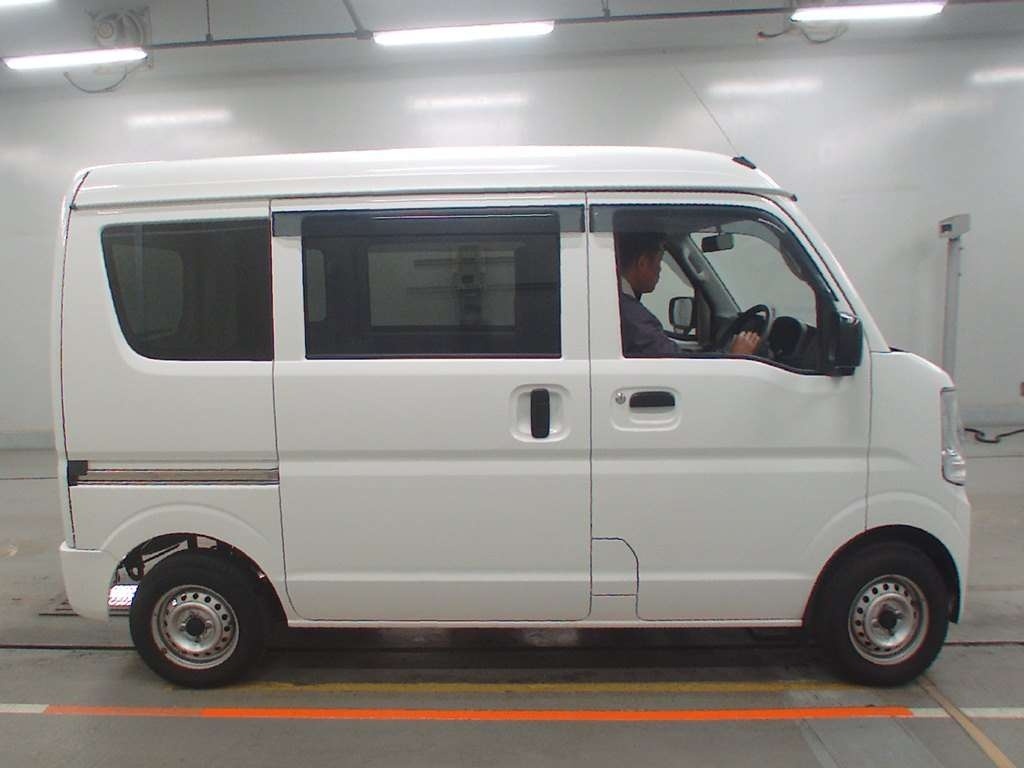 MITSUBISHI MINICAB