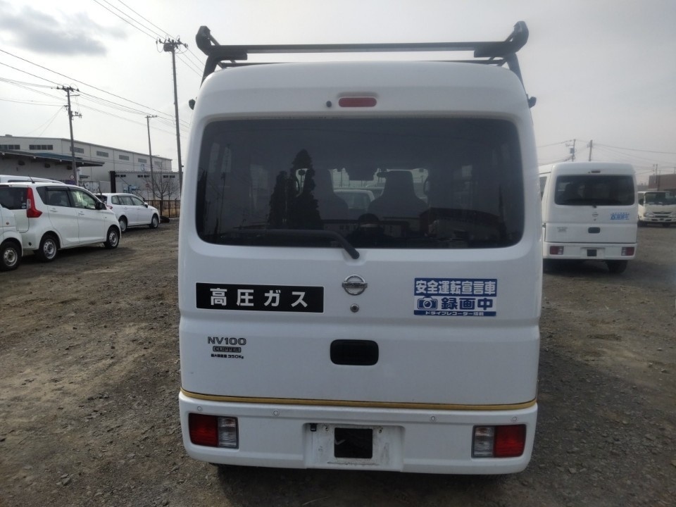 NISSAN NV100 CLIPPER