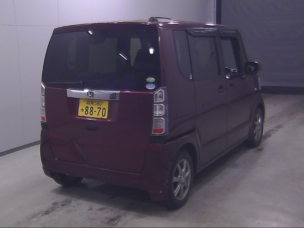 HONDA N-BOX