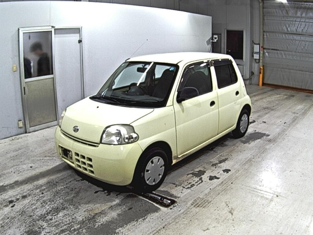 DAIHATSU ESSE