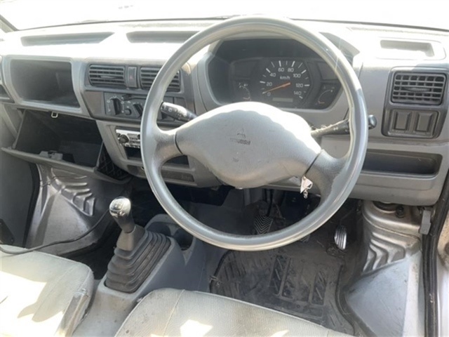MITSUBISHI MINICAB