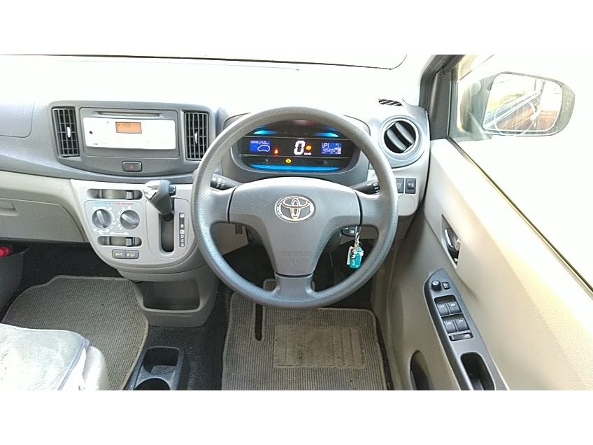 TOYOTA PIXIS EPOCH