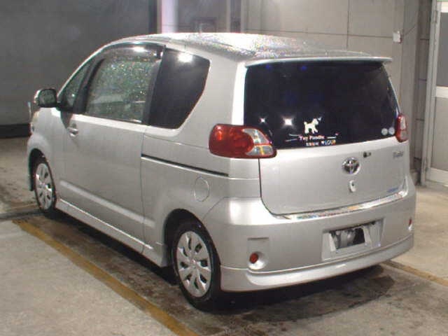 TOYOTA PORTE