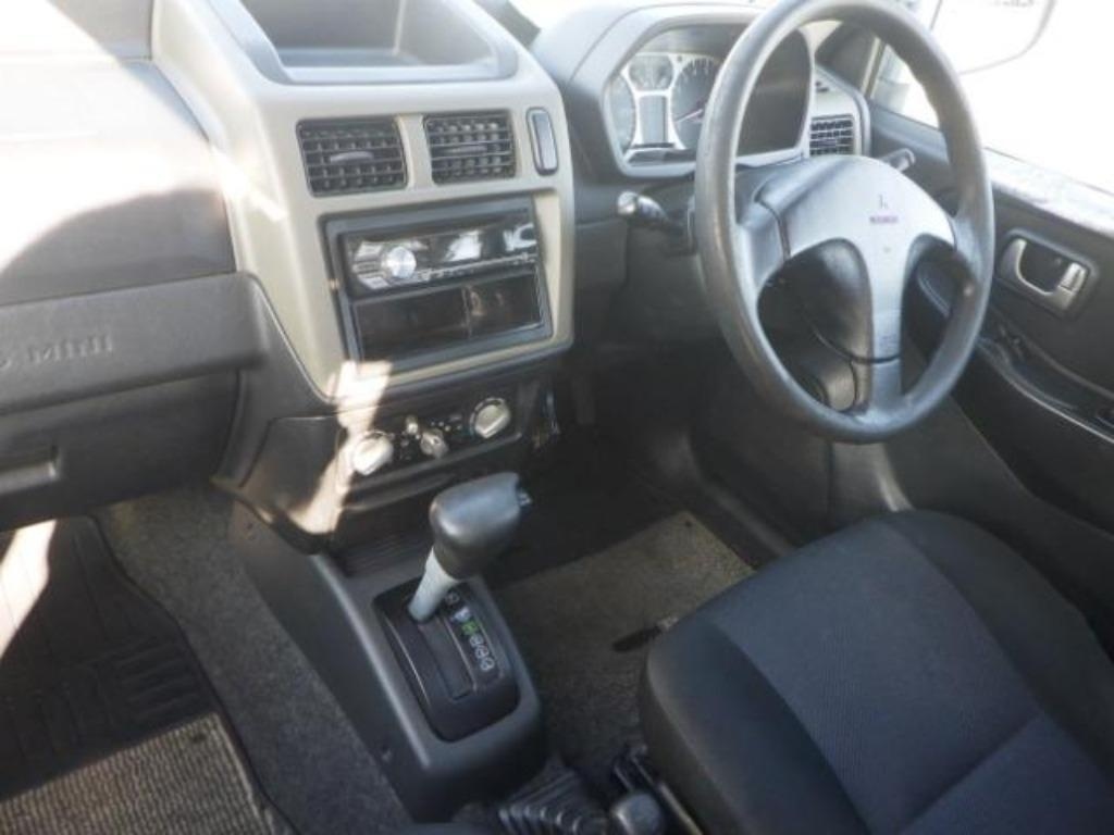 MITSUBISHI PAJERO MINI