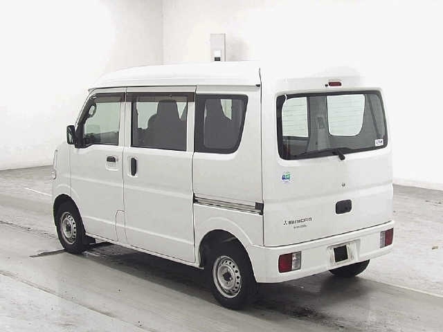 MITSUBISHI MINICAB
