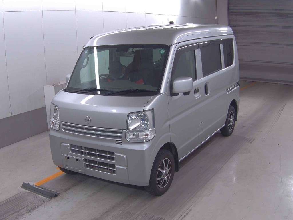 NISSAN NV100 CLIPPER