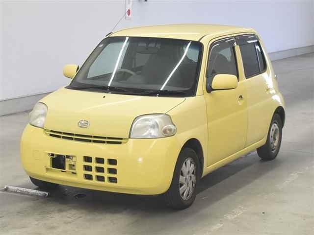 DAIHATSU ESSE