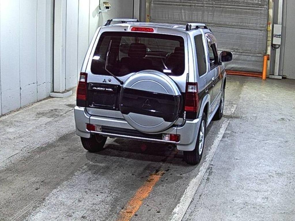 MITSUBISHI PAJERO MINI