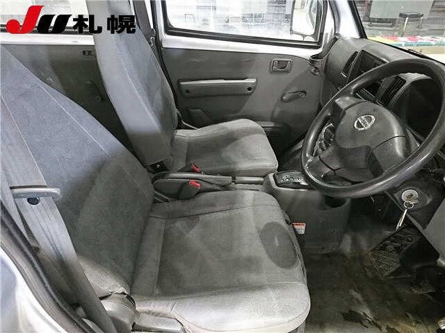 NISSAN CLIPPER
