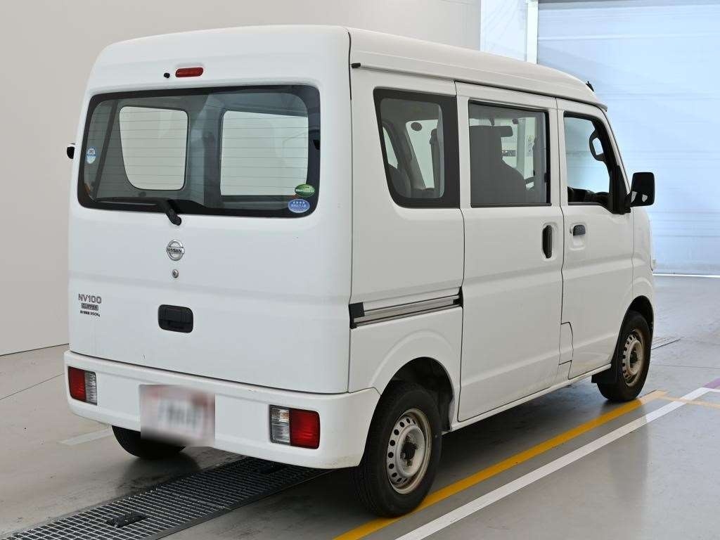NISSAN NV100 CLIPPER