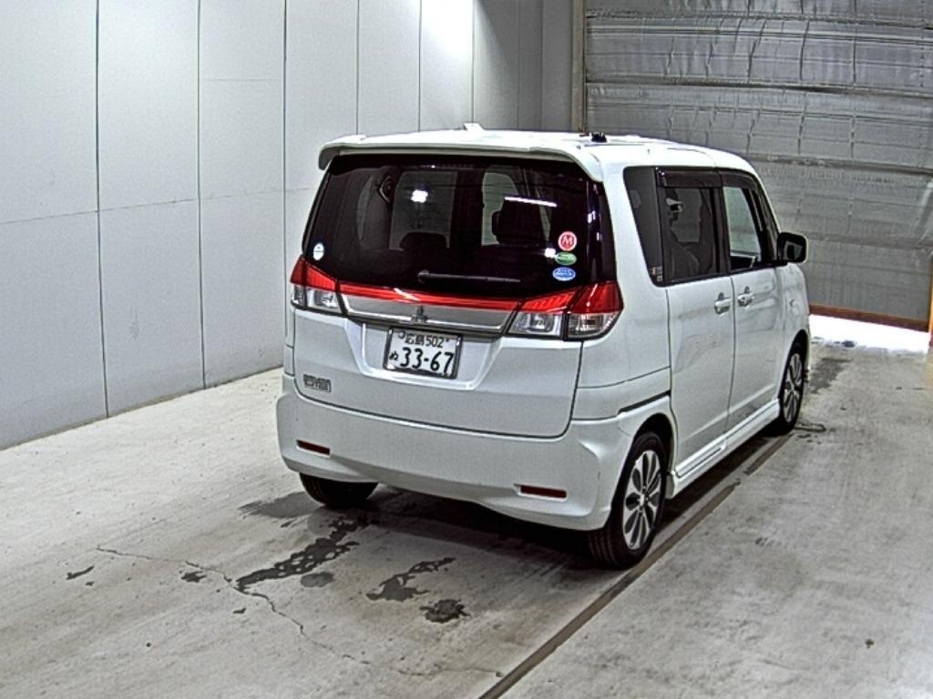 MITSUBISHI DELICA D:2