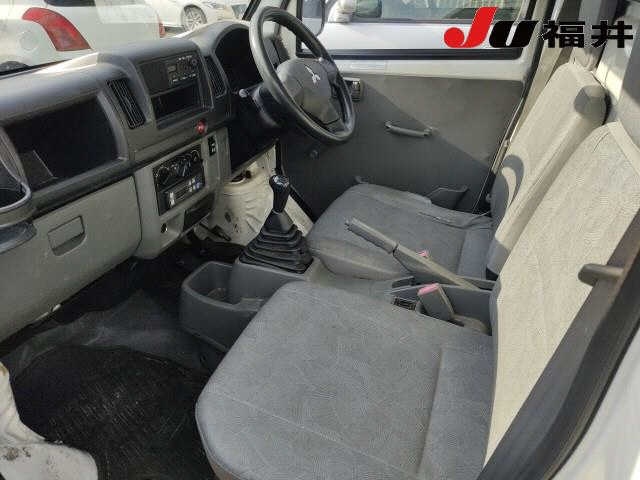 MITSUBISHI MINICAB