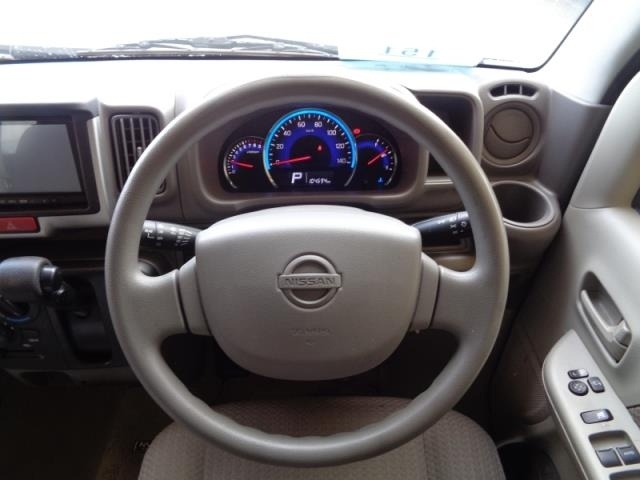 NISSAN NV100 CLIPPER