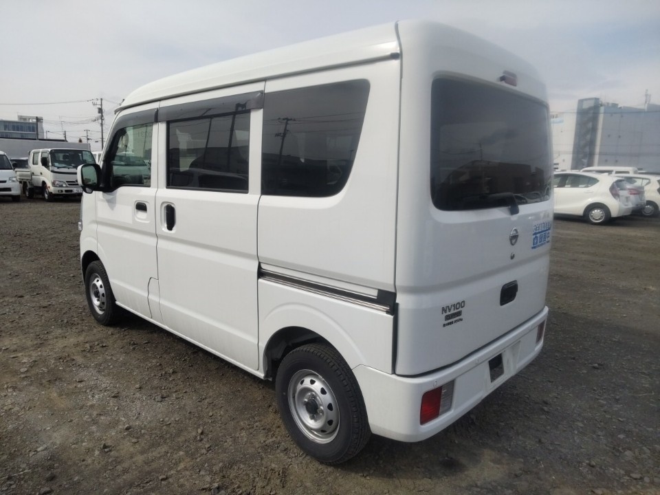 NISSAN NV100 CLIPPER