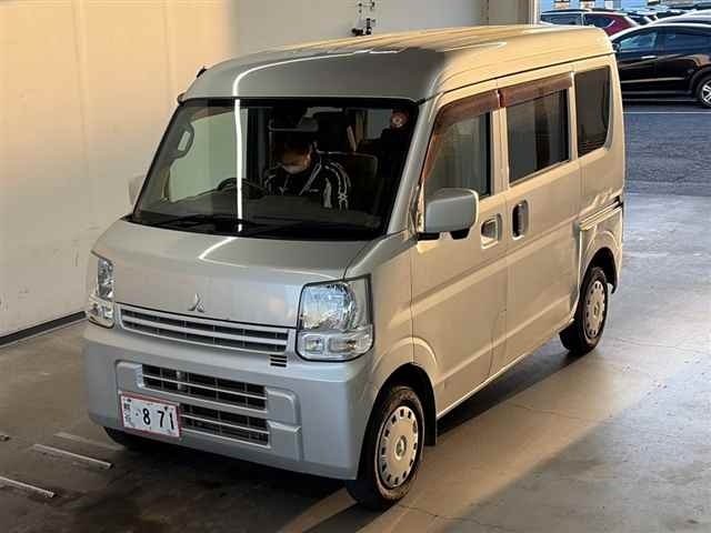 MITSUBISHI MINICAB