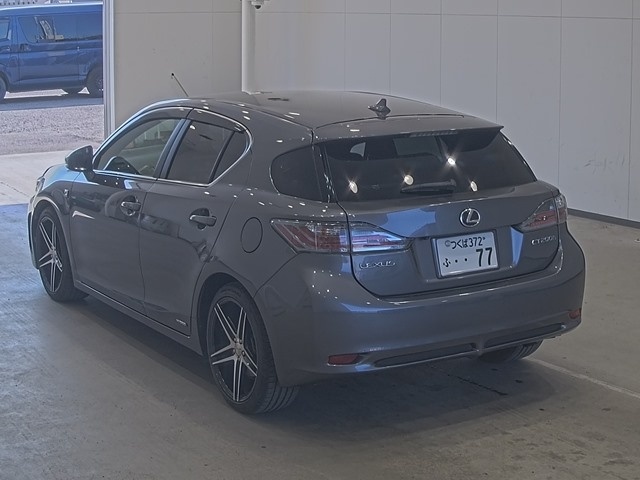 LEXUS CT200H