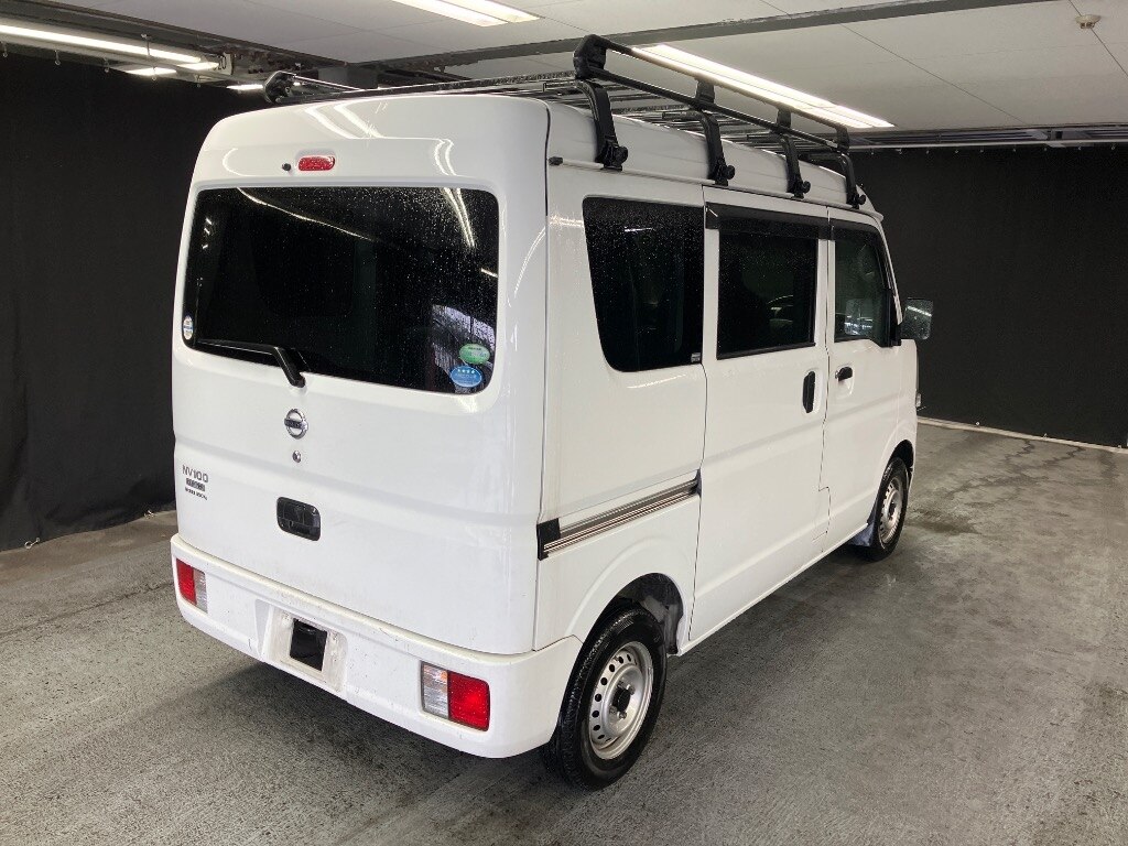 NISSAN NV100 CLIPPER