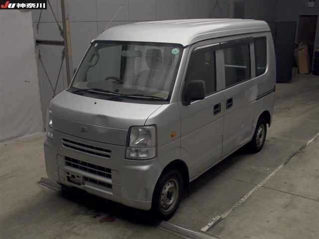 NISSAN NV100 CLIPPER