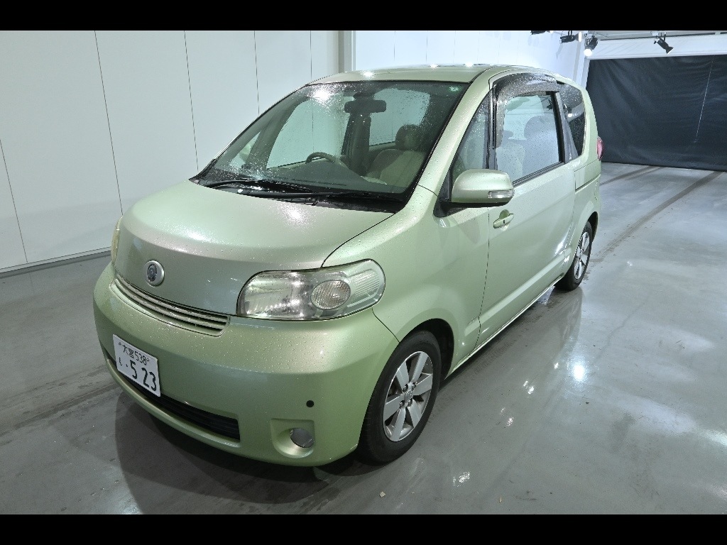 TOYOTA PORTE