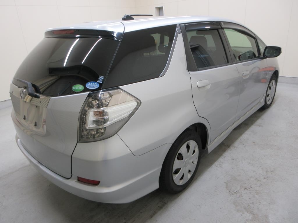HONDA FIT SHUTTLE