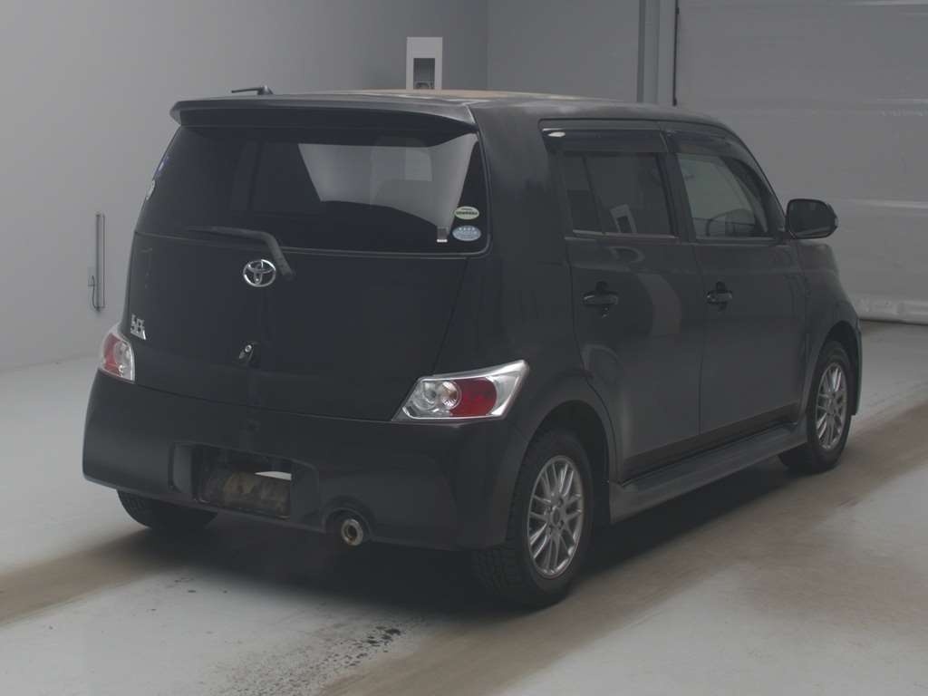 TOYOTA BB