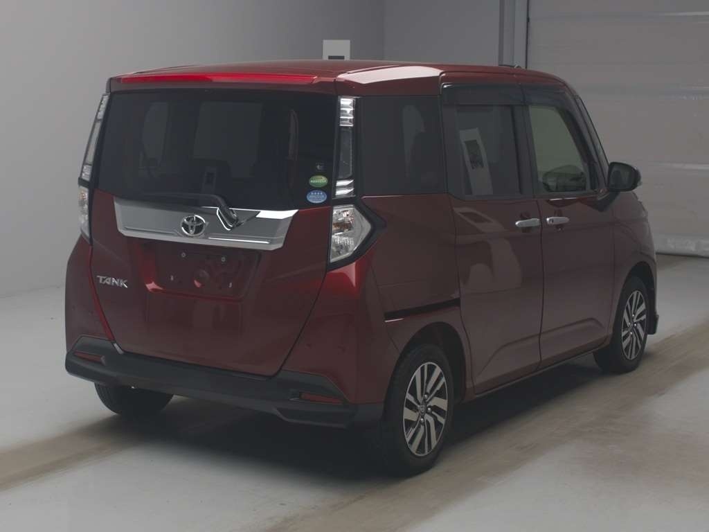 TOYOTA TANK