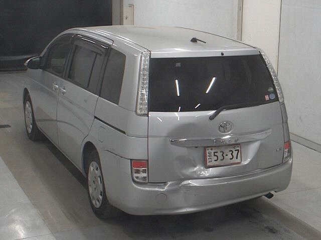 TOYOTA ISIS