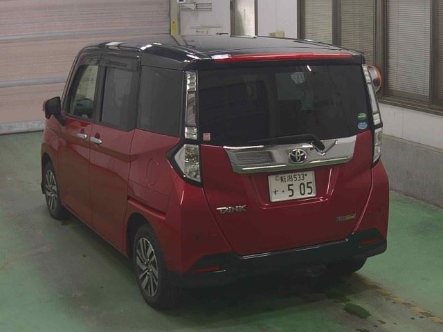 TOYOTA TANK
