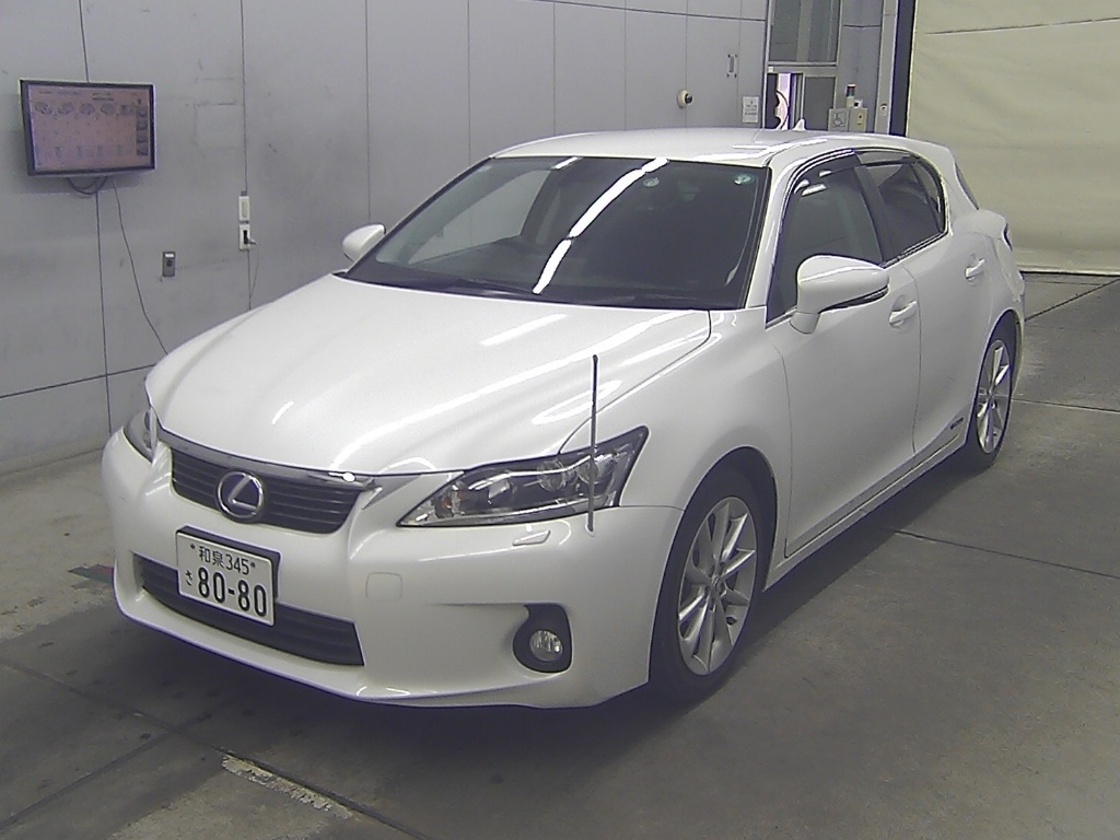 LEXUS CT200H