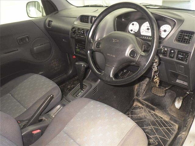 DAIHATSU TERIOS KID