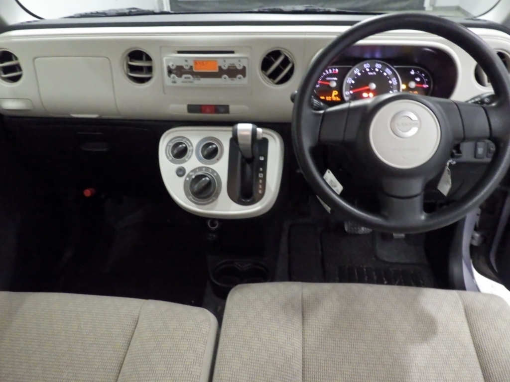DAIHATSU MIRA COCOA