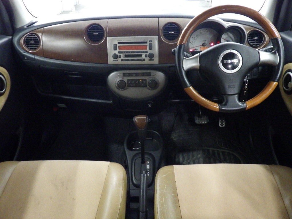 DAIHATSU MIRA GINO