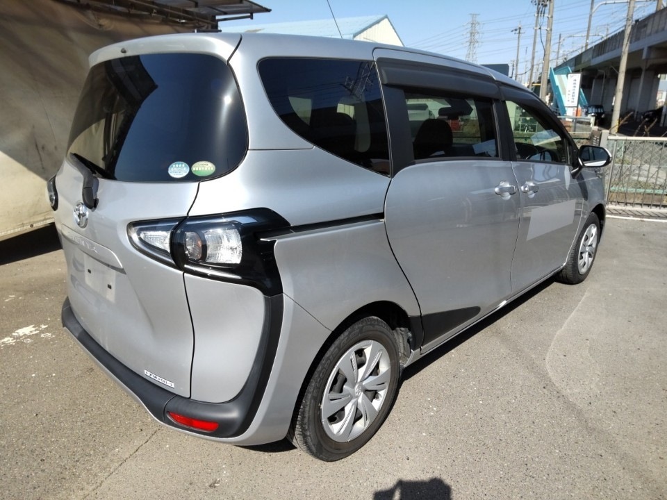 TOYOTA SIENTA