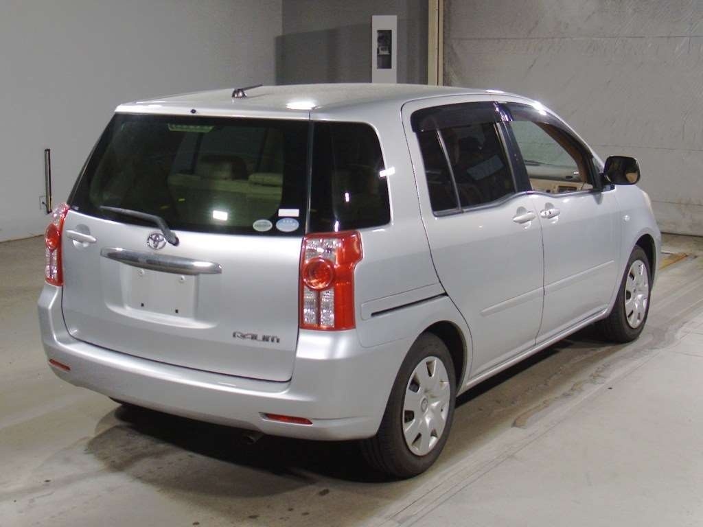 TOYOTA RAUM