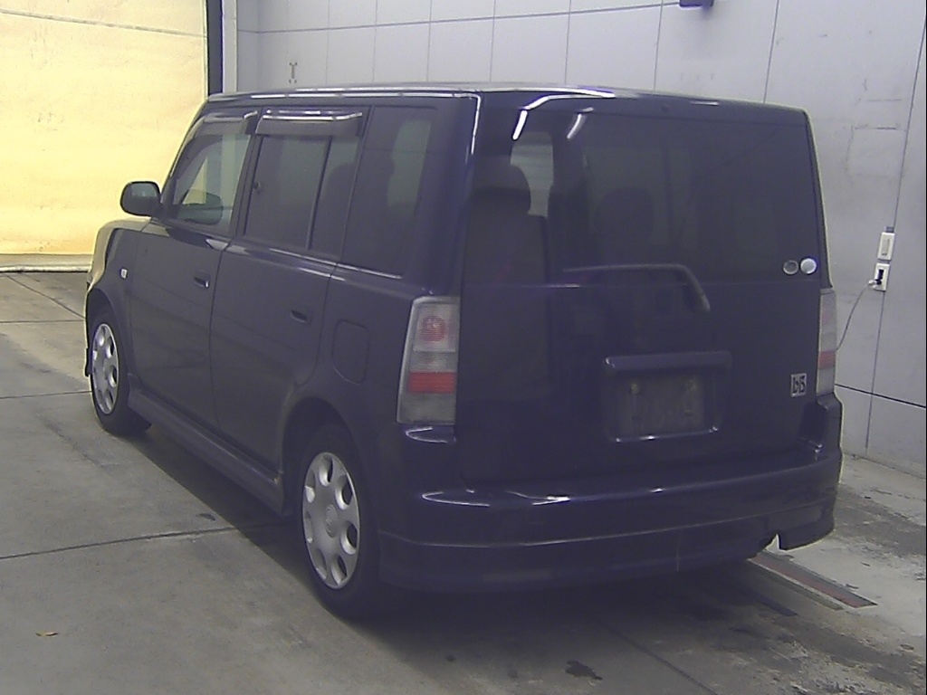 TOYOTA BB