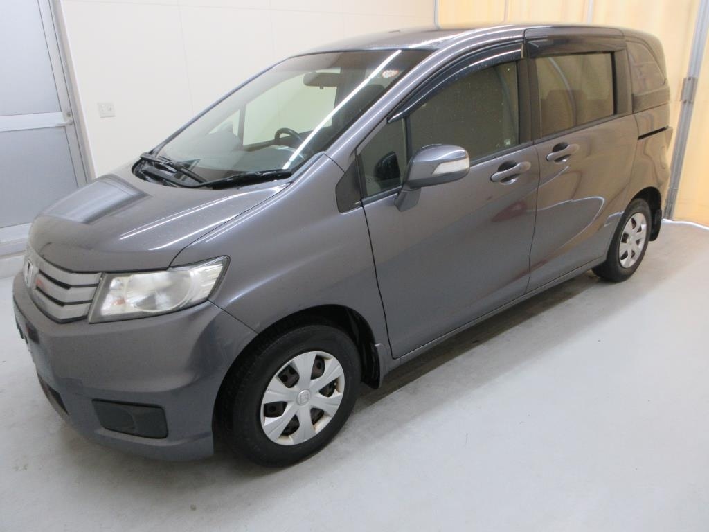 HONDA FREED SPIKE