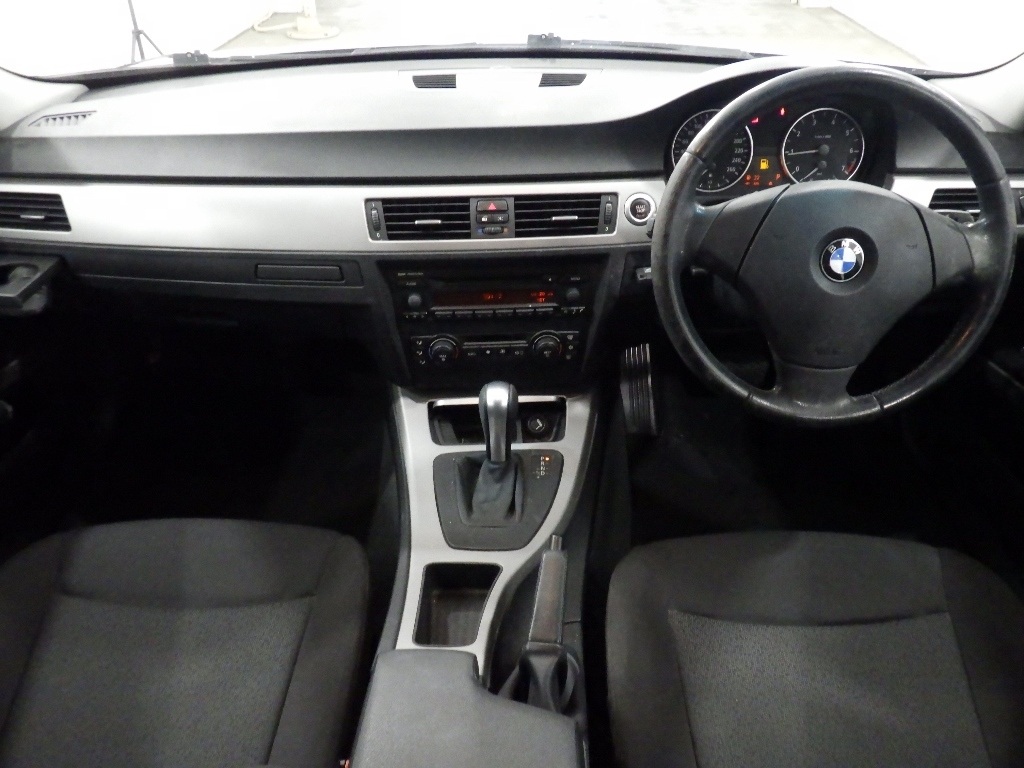 BMW 3-SERIES