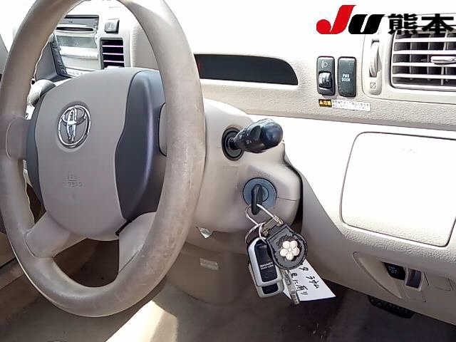 TOYOTA RAUM