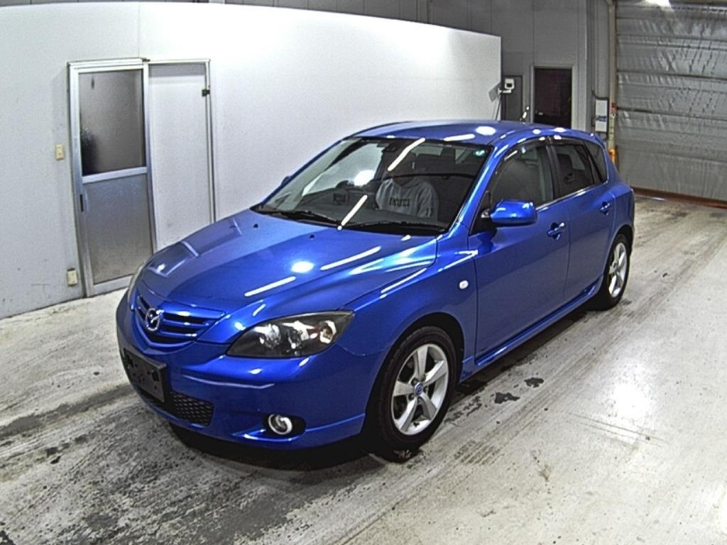 MAZDA AXELA