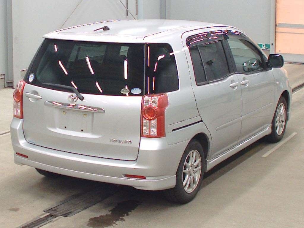 TOYOTA RAUM