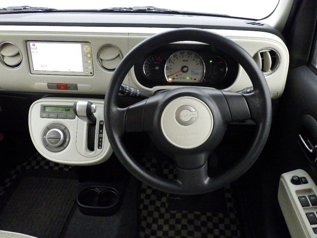 DAIHATSU MIRA COCOA