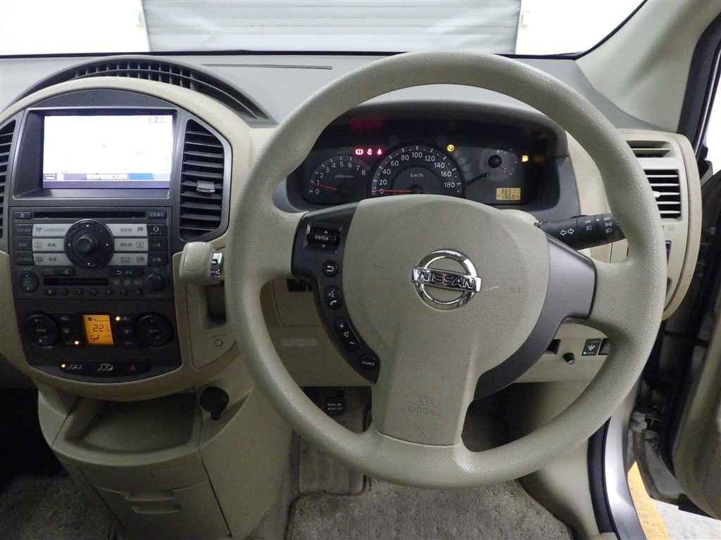 NISSAN LAFESTA